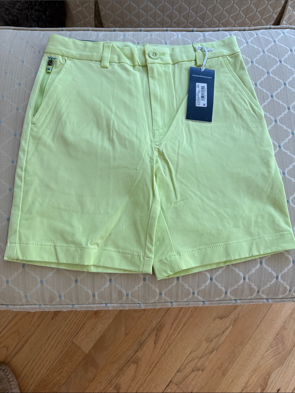 NWT Boys Vineyard Vines Yellow Performance  Shorts, size 14